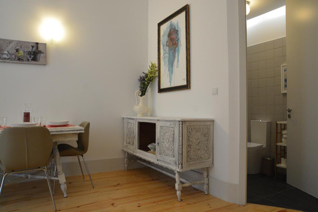 Oporto Almada 329 Apartment Стая снимка